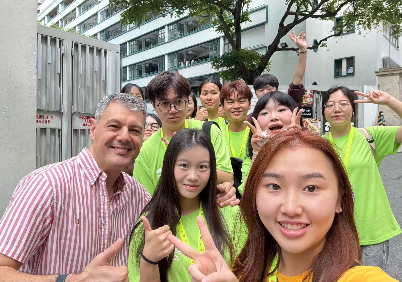 以青春之光 筑家國(guó)夢(mèng)想 集團(tuán)兩校師生代表赴香港參加2025青年夢(mèng)想家交流營(yíng)活動(dòng)